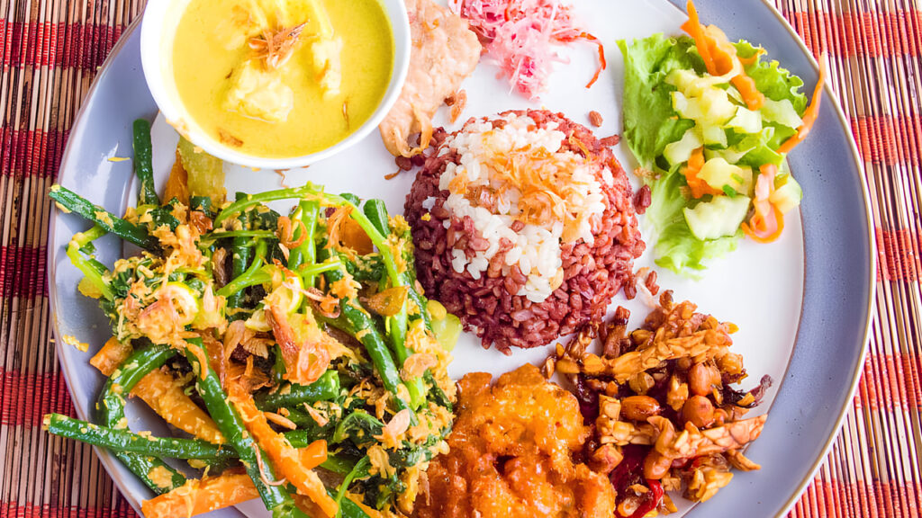 vegetarian food is avalable in bali