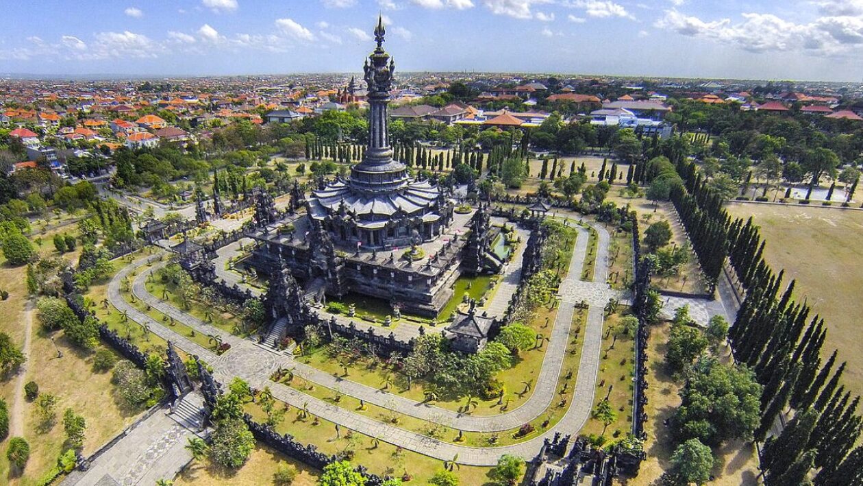 Bajra Sandhi Monument