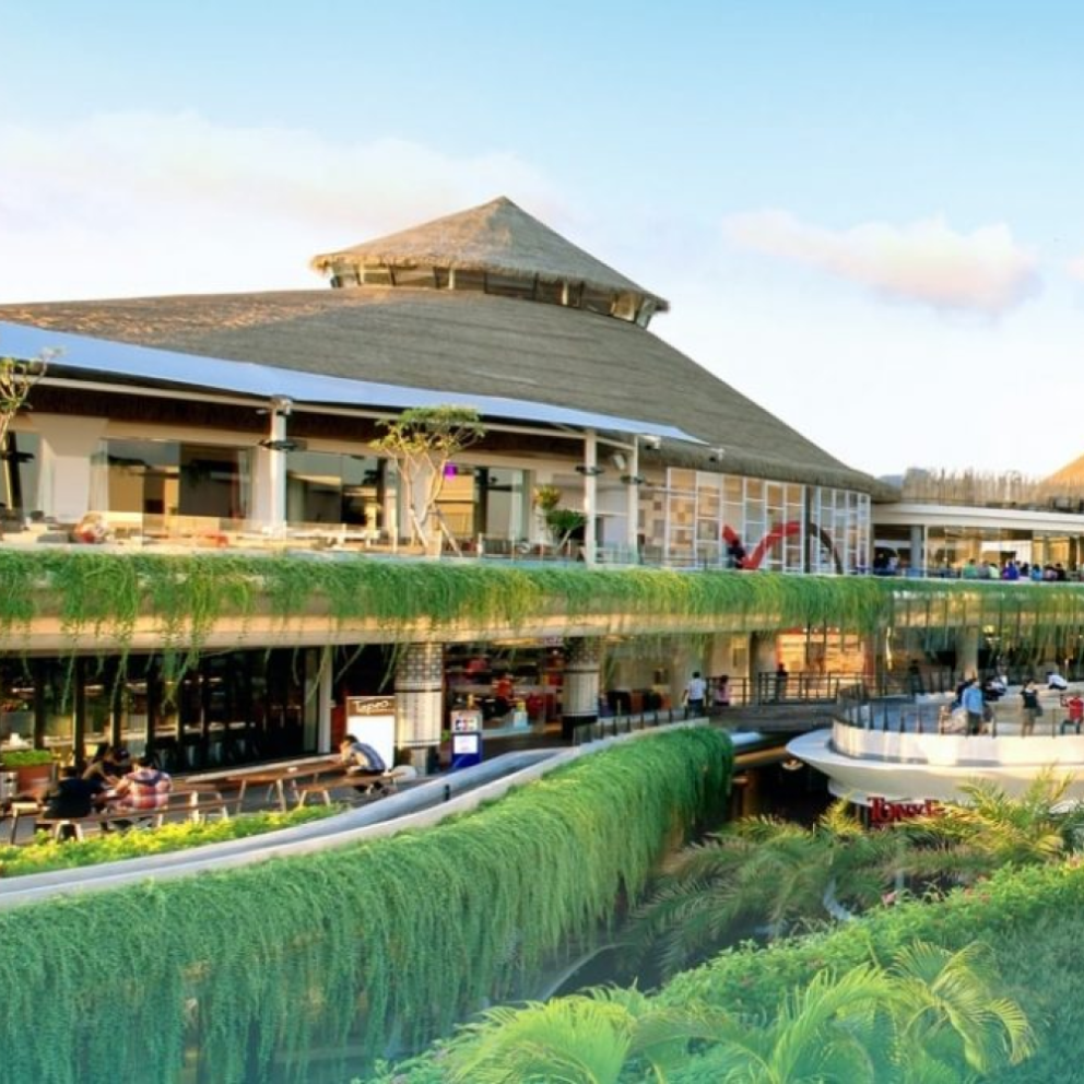 Beachwalk mall kuta