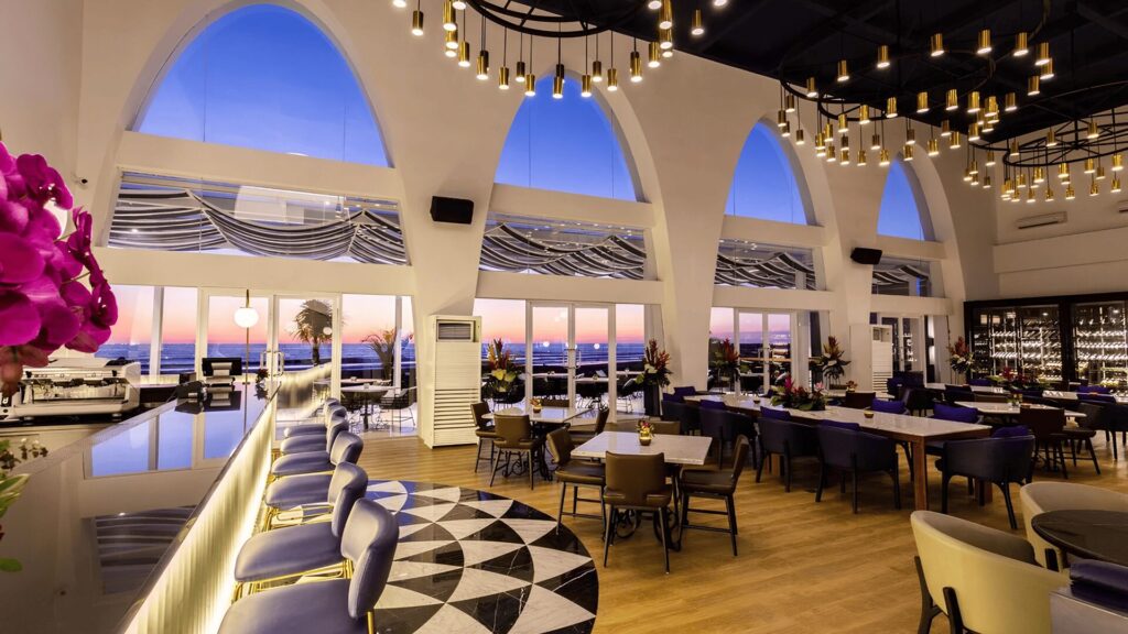 sunset at cafe del mar
