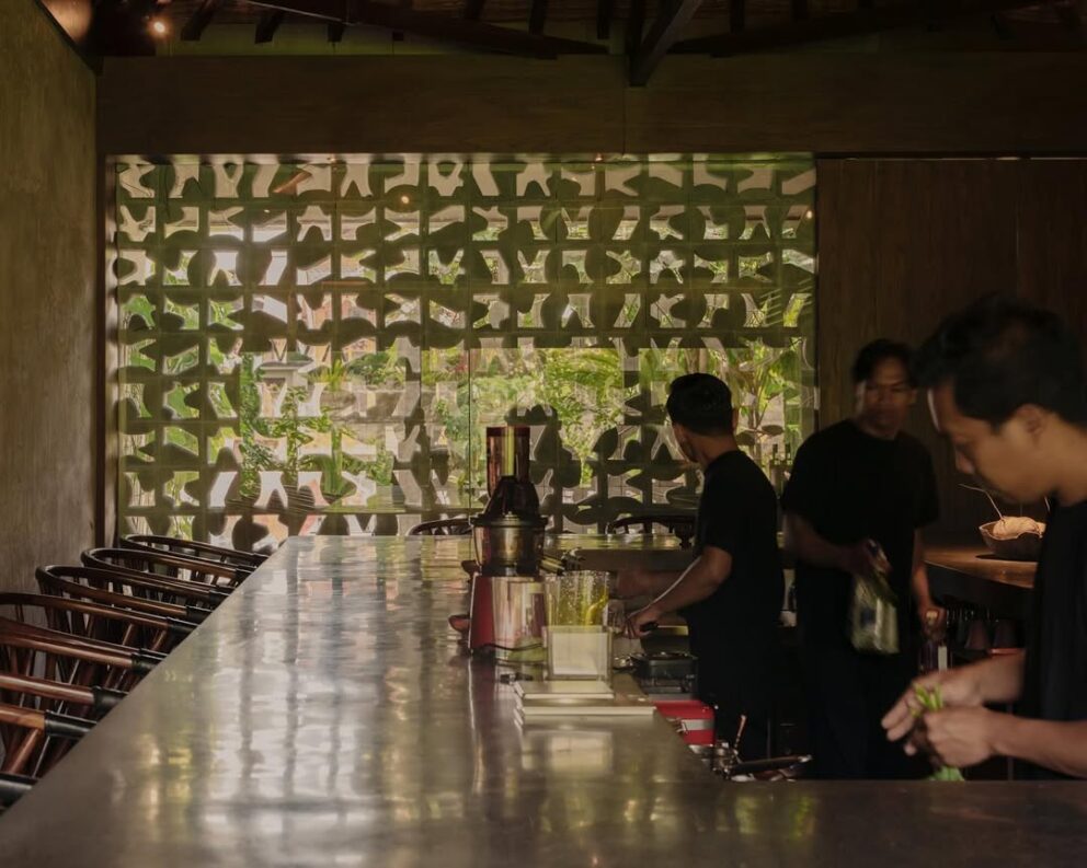 kawi ubud, best cocktail bar in ubud