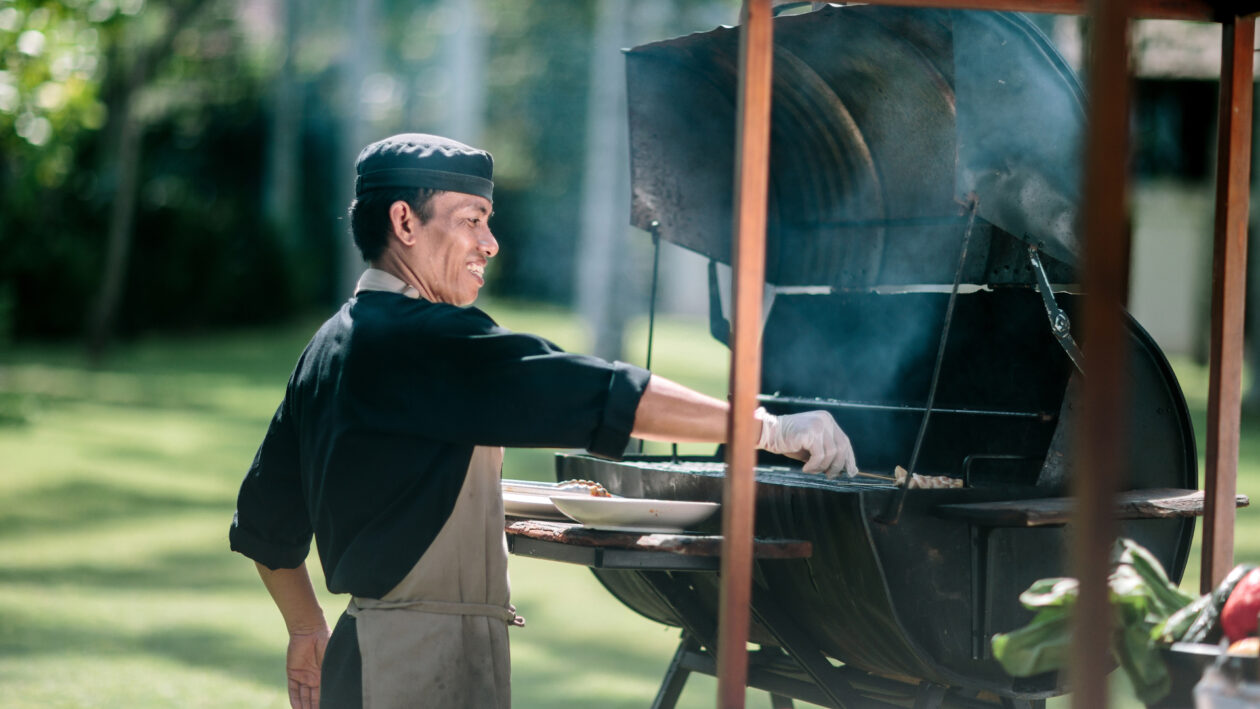 alila ubud bbq buffet