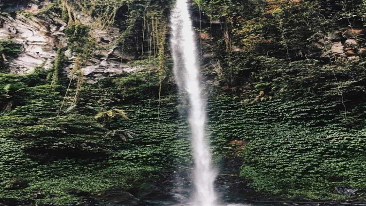 Blahmantung Waterfall