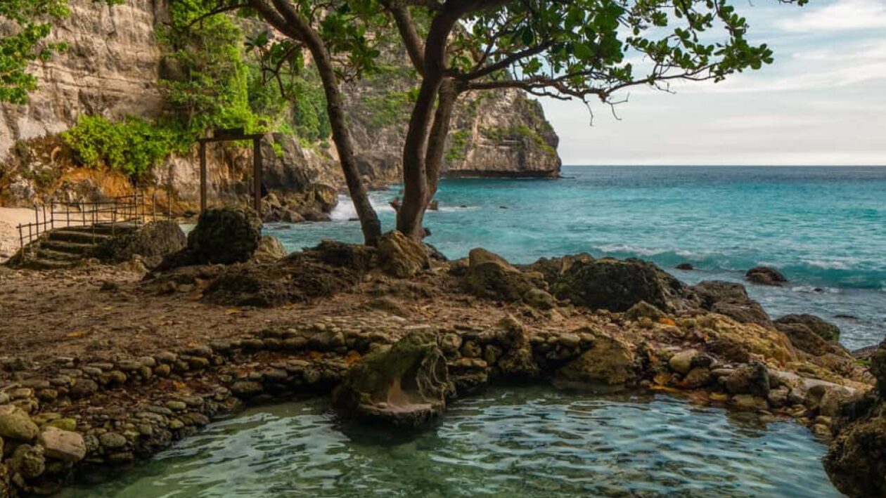 Tembeling Natural Pools – A Jungle Hideaway